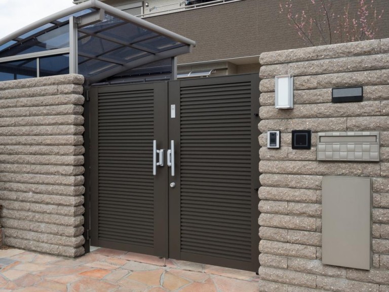 La pose de portails sur mesure à Noidans-les-Vesoul, guide pratique